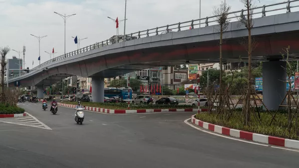 UBND TP Hà Nội đã chính thức thông xe cầu vượt tại nút giao An Dương - đường Thanh Niên UBND TP Hà Nội đã chính thức thông xe cầu vượt tại nút giao An Dương - đường Thanh Niên - Sputnik Việt Nam