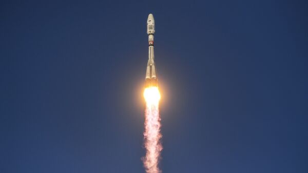 Запуск ракеты-носителя Союз-2.1б с КА Метеор №2-1 с космодрома Восточный - Sputnik Việt Nam