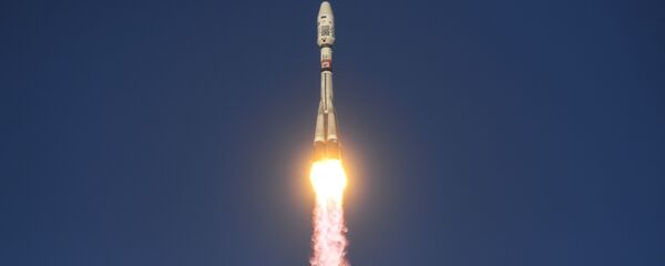 Запуск ракеты-носителя Союз-2.1б с КА Метеор №2-1 с космодрома Восточный - Sputnik Việt Nam