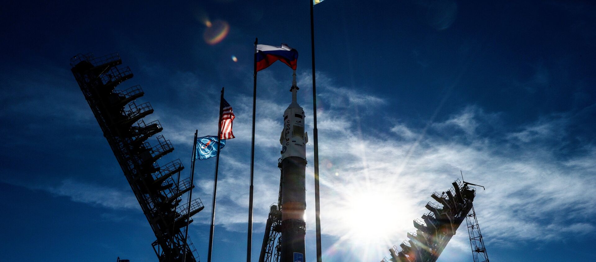 Phóng tên lửa đẩy Soyuz MS-10 - Sputnik Việt Nam, 1920, 30.03.2021