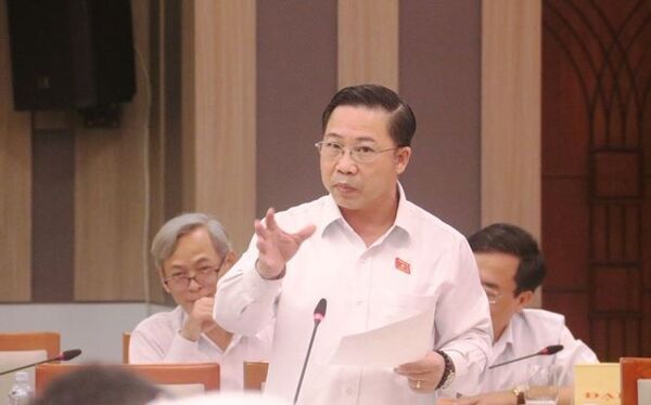  Đại biểu Lưu Bình Nhưỡng phát biểu tại phiên họp.  - Sputnik Việt Nam