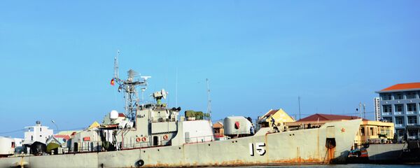 Tàu tuần tra của lực lượng hải quân Việt Nam dự án SRV 159 (Liên Xô) Petya số hiệu 15, Vũng Tàu - Sputnik Việt Nam