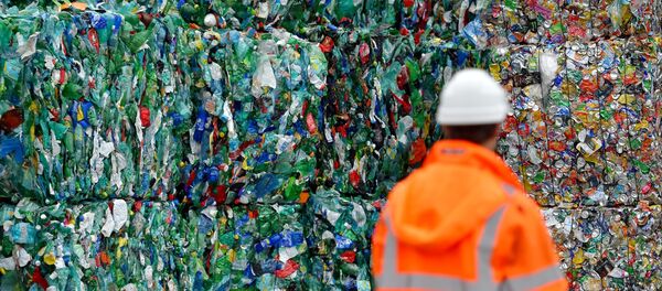 nhập khẩu phế liệu nhựa nhập khẩu phế liệu nhựa - Sputnik Việt Nam