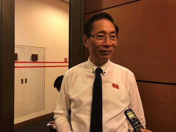 Đại biểu Nguyễn Văn Chiến - Phó Chủ tịch Liên đoàn Luật sư Việt Nam - Sputnik Việt Nam