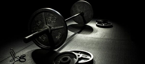 Штанга в спортзале - Sputnik Việt Nam