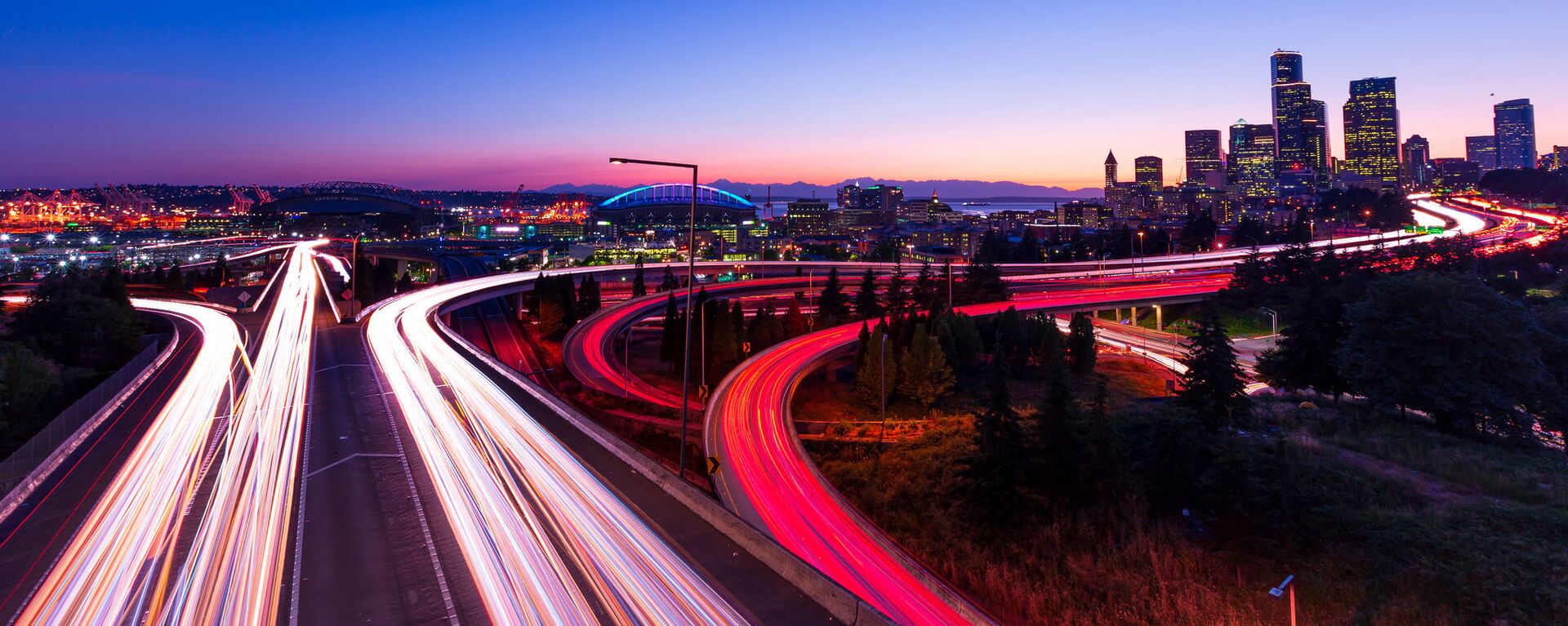 Những con đường ban đêm ở Seattle, Washington - Sputnik Việt Nam, 1920, 11.07.2019