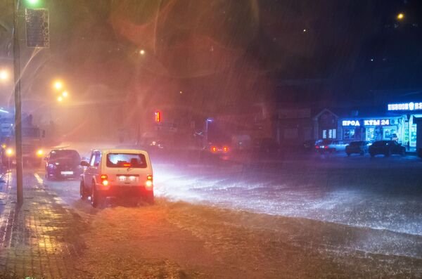 Lũ lụt ở ở vùng Krasnodar, Nga Lũ lụt ở ở vùng Krasnodar, Nga - Sputnik Việt Nam