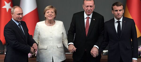 Tổng thống Nga Vladimir Putin, Thủ tướng Đức Angela Merkel, Tổng thống Thổ Nhĩ Kỳ Recep Tayyip Erdogan, Tổng thống Pháp Emmanuel Macron Tổng thống Nga Vladimir Putin, Thủ tướng Đức Angela Merkel, Tổng thống Thổ Nhĩ Kỳ Recep Tayyip Erdogan, Tổng thống Pháp Emmanuel Macron - Sputnik Việt Nam