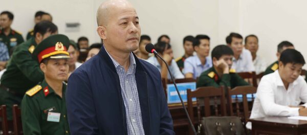 Bị cáo Đinh Ngọc Hệ khai báo tại phiên xét xử phúc thẩm. - Sputnik Việt Nam