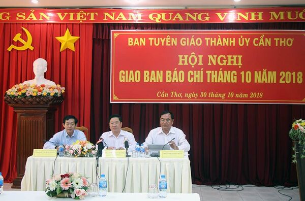 Ban Tuyên giáo Thành ủy Cần Thơ sáng nay họp giao ban báo chí tháng 10 Ban Tuyên giáo Thành ủy Cần Thơ sáng nay họp giao ban báo chí tháng 10 - Sputnik Việt Nam