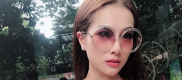 Cô gái đất Cảng xinh đẹp nhảy lầu tự tử Cô gái đất Cảng xinh đẹp nhảy lầu tự tử - Sputnik Việt Nam