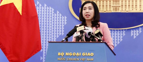 Chiều 8/11/2018, tại Hà Nội, Bộ Ngoại giao tổ chức họp báo thường kỳ tháng 10/2018. Người phát ngôn Bộ Ngoại giao Lê Thị Thu Hằng thông báo các hoạt động đối ngoại của Việt Nam trong thời gian tới, và trả lời một số câu hỏi về các vấn đề mà dư luận quan tâm. Chiều 8/11/2018, tại Hà Nội, Bộ Ngoại giao tổ chức họp báo thường kỳ tháng 10/2018. Người phát ngôn Bộ Ngoại giao Lê Thị Thu Hằng thông báo các hoạt động đối ngoại của Việt Nam trong thời gian tới, và trả lời một số câu hỏi về các vấn đề mà dư luận quan tâm. - Sputnik Việt Nam