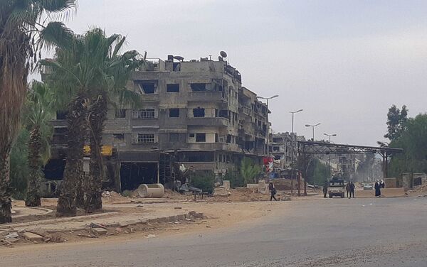 Nhân dân Syria và Palestine cùng nhau khôi phục quận Yarmuk ở Damascus - Sputnik Việt Nam