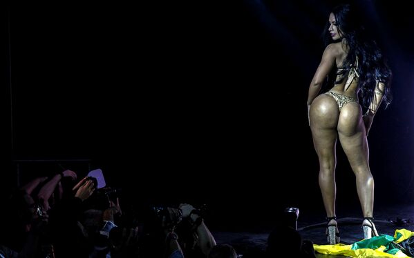 Người chiến thắng cuộc thi Miss Bumbum-2018 ở Brazil - Sputnik Việt Nam