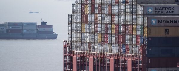 Tàu chở hàng Mỹ tại cảng Thượng Hải - Sputnik Việt Nam