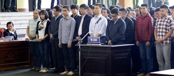 Các bị cáo tại phiên tòa. - Sputnik Việt Nam