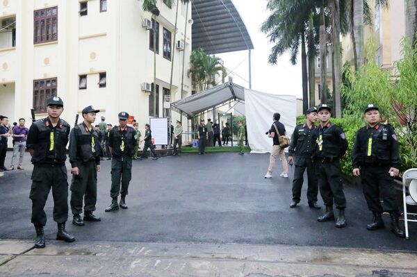 Xem xét lời phản cung của bị cáo trong đường dây đánh bạc nghìn tỷ - Sputnik Việt Nam