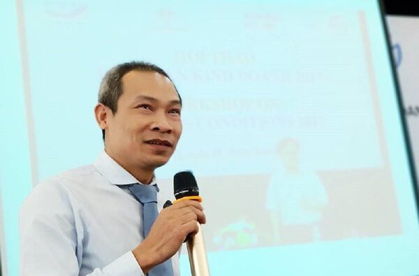 Phó Viện trưởng CIEM Phan Đức Hiếu cho rằng: Kết quả cắt giảm ĐKKD là chưa đạt yêu cầu của Chính phủ và Thủ tướng. - Sputnik Việt Nam