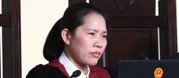 Thẩm phán Nguyễn Thị Thùy Hương được đánh giá điều hành phiên tòa dứt khoát, nghiêm khắc trong 3 ngày qua. - Sputnik Việt Nam