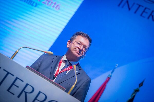 Phó chủ tịch của tổ chức Interpol Thiếu tướng Bộ Nội vụ Nga Alexander Prokopchuk - Sputnik Việt Nam