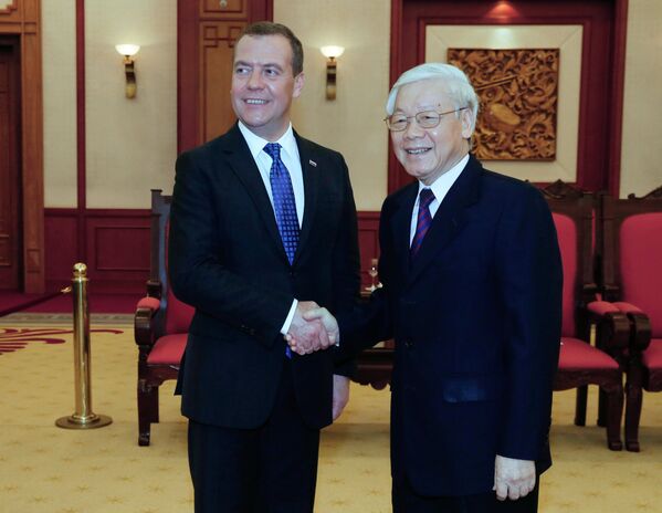 Ngày 19 tháng 11 năm 2018. Thủ tướng Nga Dmitry Medvedev và Tổng Bí thư Trung ương Đảng Cộng sản Việt Nam, Chủ tịch nước Nguyễn Phú Trọng trong cuộc gặp tại Hà Nội. - Sputnik Việt Nam