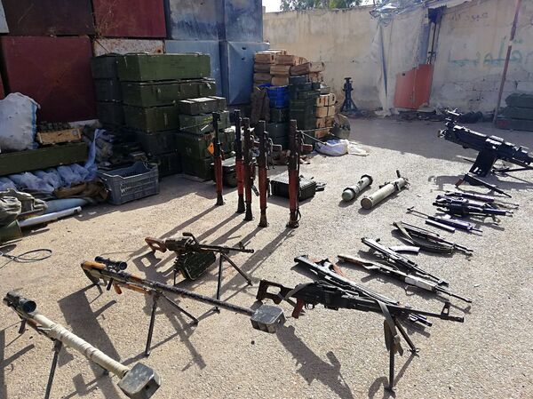Syria: Tìm thấy nhà kho vũ khí của những kẻ khủng bố - Sputnik Việt Nam