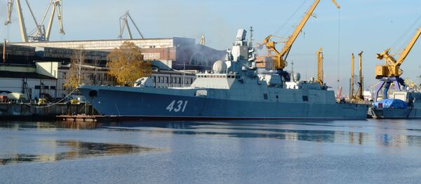 Tàu dự án 22350 Đô đốc Kasatonov tại xưởng đóng tàu Severnaya Verf ở St. Petersburg Tàu dự án 22350 Đô đốc Kasatonov tại xưởng đóng tàu Severnaya Verf ở St. Petersburg - Sputnik Việt Nam
