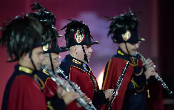 Dàn nhạc cảnh sát thành phố Rome tại lễ khai mạc Festival Quân nhạc Quốc tế Tháp Spasskaya Dàn nhạc cảnh sát thành phố Rome tại lễ khai mạc Festival Quân nhạc Quốc tế Tháp Spasskaya - Sputnik Việt Nam