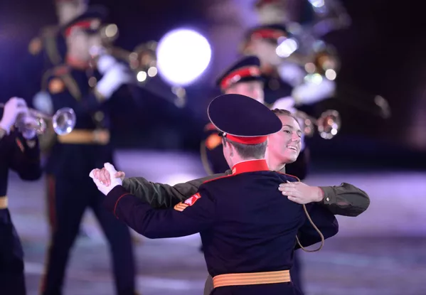 Dàn nhạc của trường quân sự Suvorov Moskva tại lễ khai mạc Festival Quân nhạc Quốc tế Tháp Spasskaya Dàn nhạc của trường quân sự Suvorov Moskva tại lễ khai mạc Festival Quân nhạc Quốc tế Tháp Spasskaya - Sputnik Việt Nam