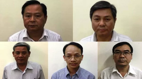 5 bị can bị khởi tố, hàng trên gồm: Nguyễn Hữu Tín (bên trái), Đào Anh Kiệt (bên phải) và hàng dưới từ trái sang: Lê Văn Thanh, Nguyễn Thanh Chương và Trương Văn Út 5 bị can bị khởi tố, hàng trên gồm: Nguyễn Hữu Tín (bên trái), Đào Anh Kiệt (bên phải) và hàng dưới từ trái sang: Lê Văn Thanh, Nguyễn Thanh Chương và Trương Văn Út - Sputnik Việt Nam