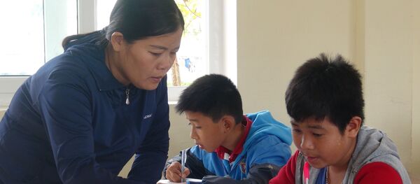 Cô giáo Nguyễn Thị Phương Thủy, giáo viên Trường THCS Duy Ninh (Quảng Bình). Cô giáo Nguyễn Thị Phương Thủy, giáo viên Trường THCS Duy Ninh (Quảng Bình). - Sputnik Việt Nam