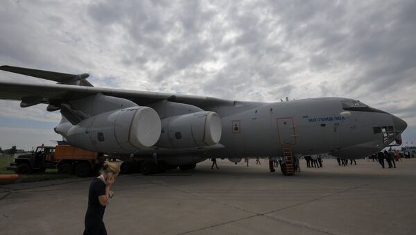 Máy bay vận tải quân sự Il-76MD-90A  - Sputnik Việt Nam