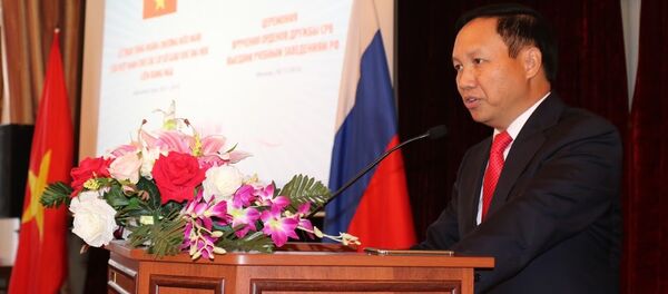 Ông Ngô Đức Mạnh, Đại sứ nước Cộng hòa xã hội chủ nghĩa Việt Nam tại Lễ trao tặng Huân chương Hữu nghị cho ba trường đại học Nga - Sputnik Việt Nam