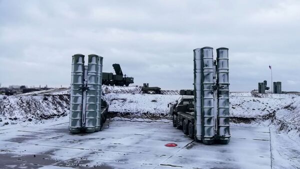 S-400 Triumph trực chiến đấu ở Crưm - Sputnik Việt Nam