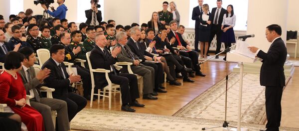 Diễn đàn thanh niên Nga-Việt lần thứ nhất khai mạc tại St. Petersburg - Sputnik Việt Nam