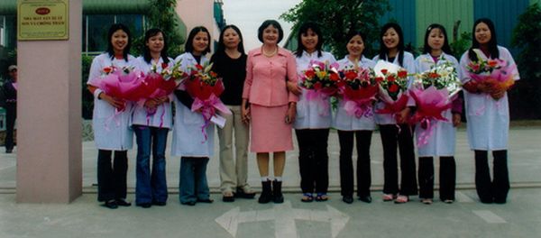 Lễ khai mạc nhà máy Kova Group tại Hà Nội vào năm 2005 - Sputnik Việt Nam