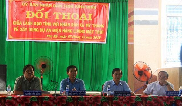 Lãnh đạo tỉnh Bình Định đối thoại với người dân vùng ảnh hưởng của dự án - Sputnik Việt Nam