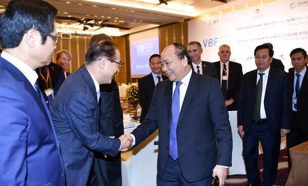 Thủ tướng Nguyễn Xuân Phúc tại Diễn đàn Doanh nghiệp Việt Nam (VBF) cuối kỳ năm 2018 - Sputnik Việt Nam
