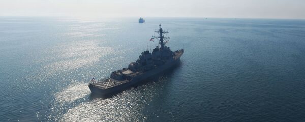 Tàu khu trục tên lửa Mỹ Donald Cook ở Biển Đen - Sputnik Việt Nam