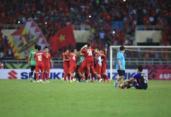 Philippines đã rất nỗ lực, nhưng các tuyển thủ Việt Nam là những người xứng đáng giành chiến thắng và có mặt tại chung kết AFF Suzuki Cup 2018.  - Sputnik Việt Nam