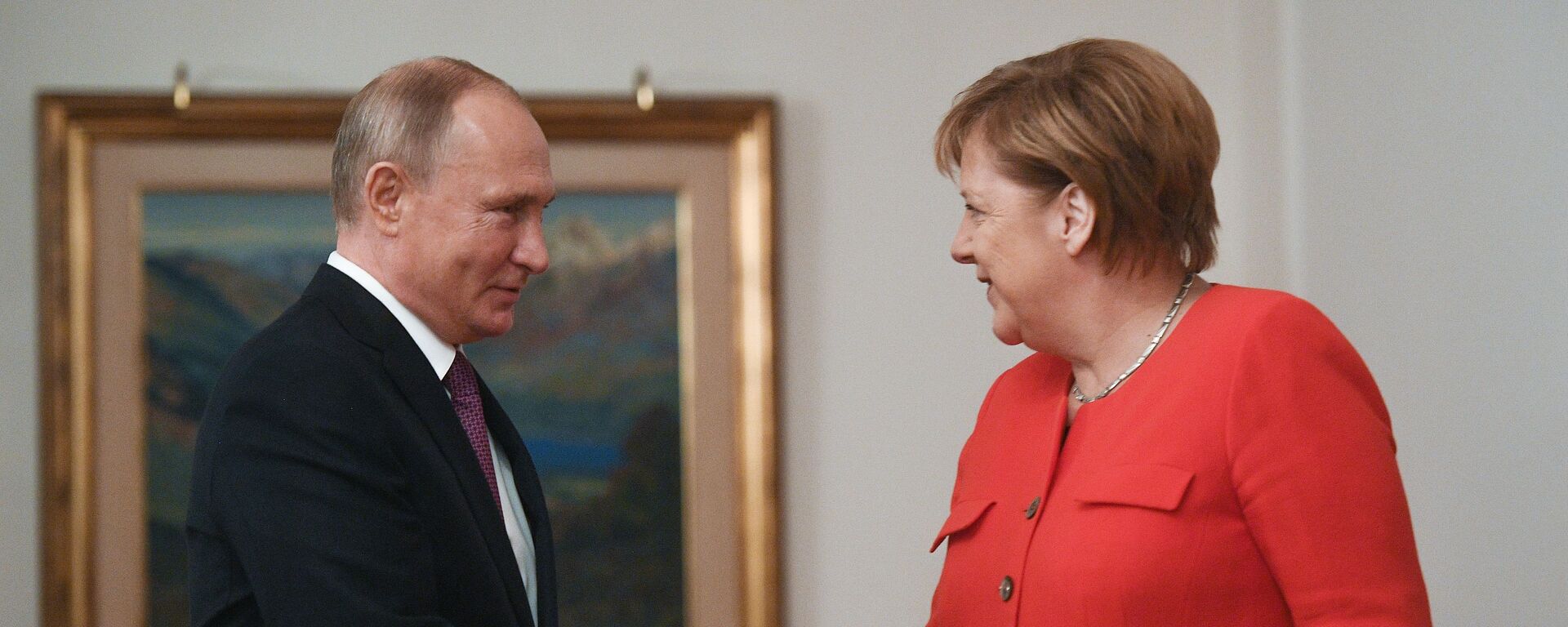 Tổng thống Nga Vladimir Putin và Thủ tướng Đức Angela Merkel trong cuộc họp  bên lề Hội nghị thượng đỉnh G20 tại Buenos Aires - Sputnik Việt Nam, 1920, 10.11.2021