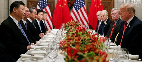 Chủ tịch Trung Quốc Tập Cận Bình với Tổng thống Mỹ Donald Trump - Sputnik Việt Nam