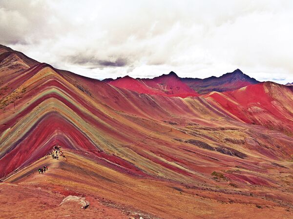 Dãy núi cầu vồng ở Peru - Sputnik Việt Nam