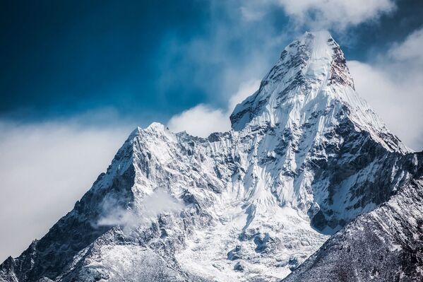 Đỉnh Ama Dablam trên dãy Himalaya - Sputnik Việt Nam