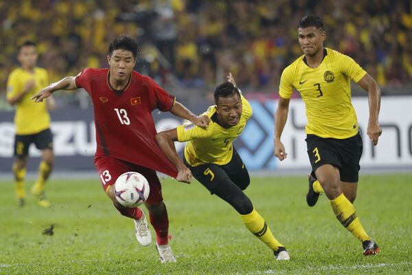 Trận chung kết giữa Việt Nam và Malaysia trong khuôn khổ AFF Suzuki Cup  - Sputnik Việt Nam