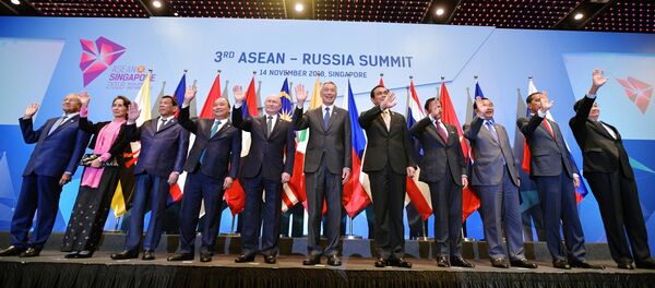 Chụp hình tập thể những người đứng đầu các phái đoàn của hội nghị thượng đỉnh Nga-ASEAN tại Singapore Chụp hình tập thể những người đứng đầu các phái đoàn của hội nghị thượng đỉnh Nga-ASEAN tại Singapore - Sputnik Việt Nam