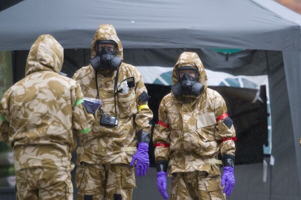 Tẩy rửa hóa học ở Salisbury sau vụ gia đình Skripal bị ngộ độc - Sputnik Việt Nam