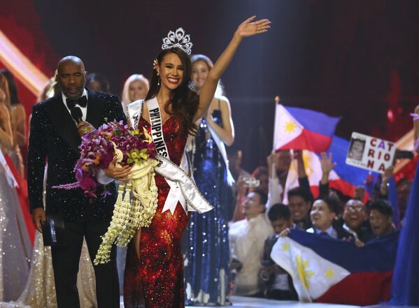 Người chiến thắng trong cuộc thi Hoa hậu Hoàn vũ 2018 Catriona Gray - Sputnik Việt Nam