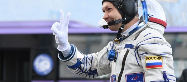 Phương tiện phóng Soyuz-FG với tàu vũ trụ có người lái Soyuz MS-11. Phương tiện phóng Soyuz-FG với tàu vũ trụ có người lái Soyuz MS-11. - Sputnik Việt Nam