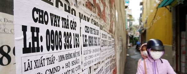 Hình thức cho vay alo là có tiền xuất hiện khắp hang cùng ngõ hẻm từ thành thị đến nông thôn Hình thức cho vay alo là có tiền xuất hiện khắp hang cùng ngõ hẻm từ thành thị đến nông thôn - Sputnik Việt Nam